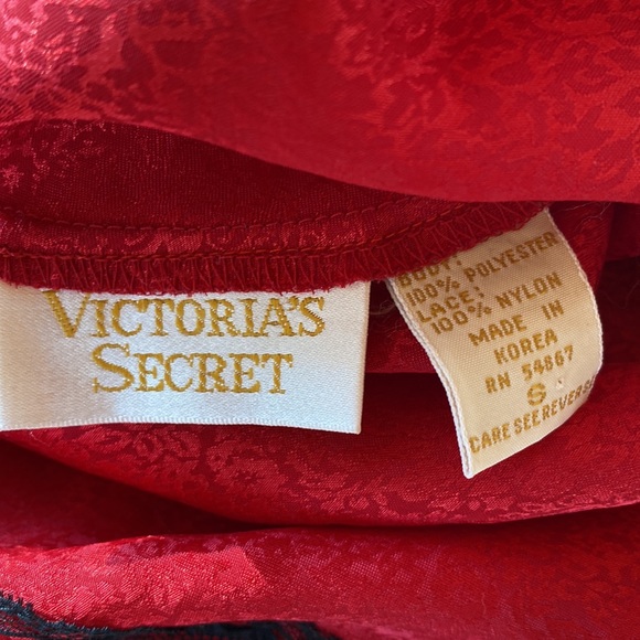 VTG Victoria Secret Gold Label red satin black lace - Picture 5 of 5